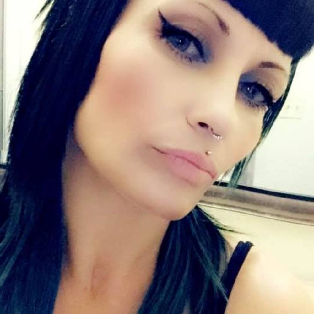 Meet your Posher, Niccola